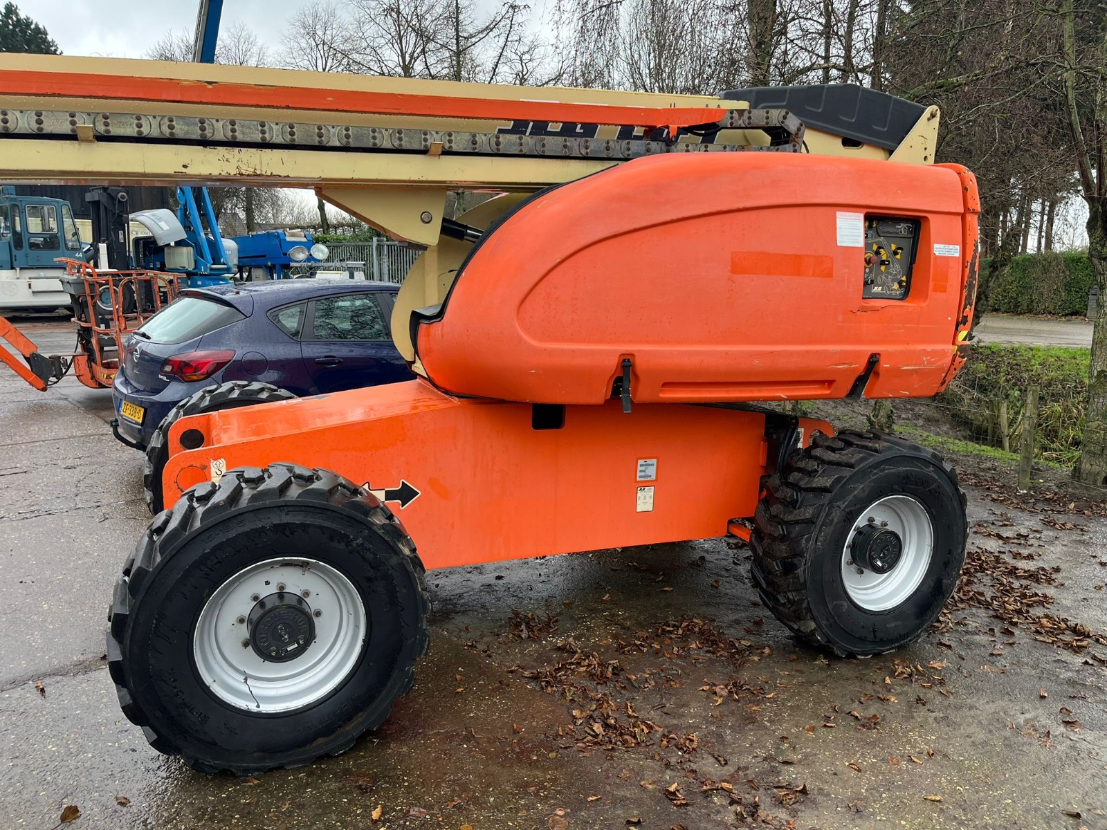 Articulated Boom Lift for Sale