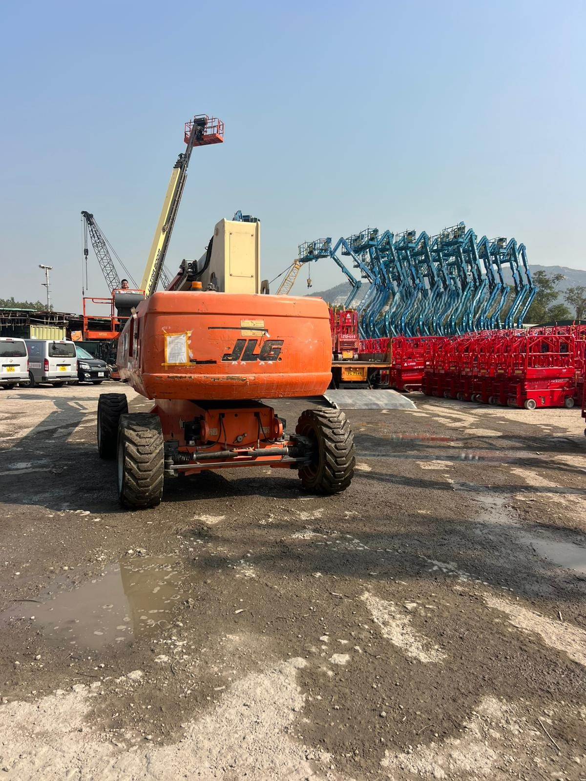 Telescopic Boom Lift - View 2
