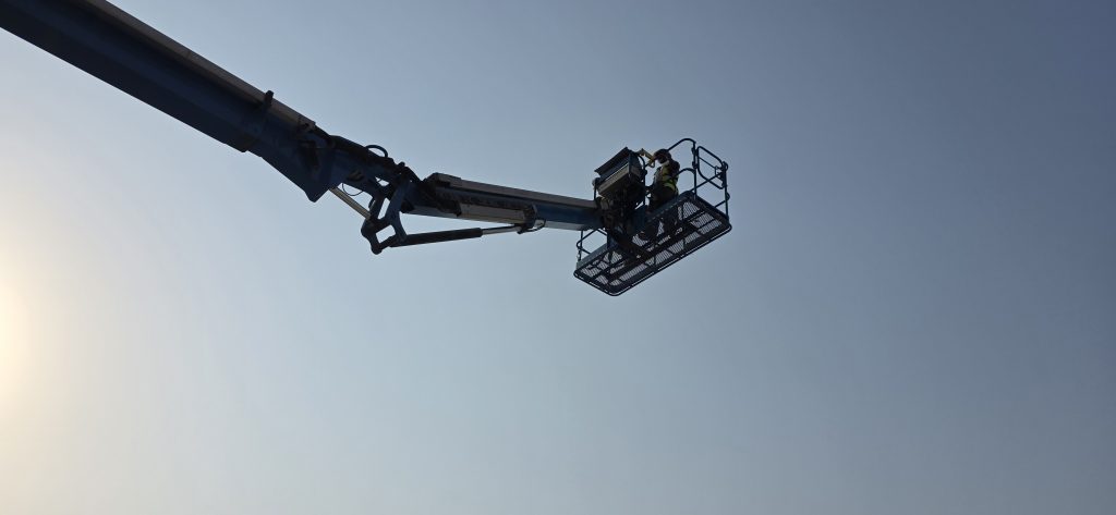 Electric vs diesel boom lift and scissor lift comparison