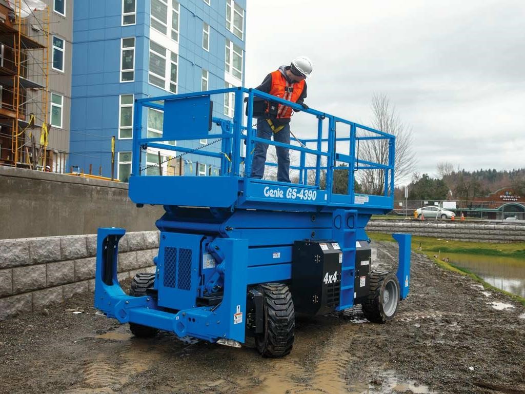 Rough Terrain Scissor Lift