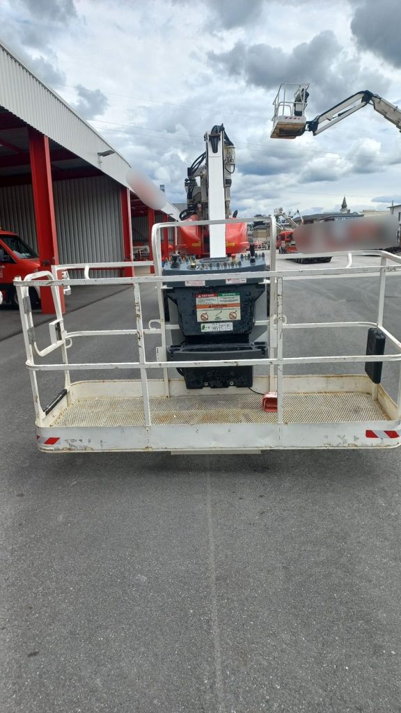 Sold - Telescopic Boom Lift - View 2
