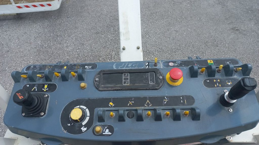 Sold - Telescopic Boom Lift - View 2