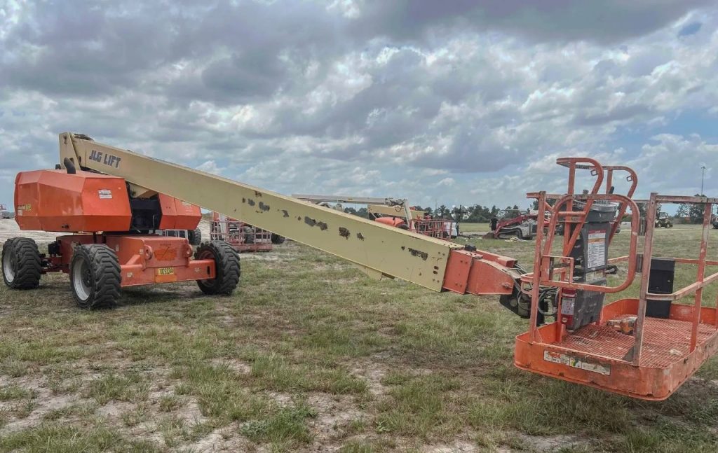 Sold - Telescopic Boom Lift - View 2