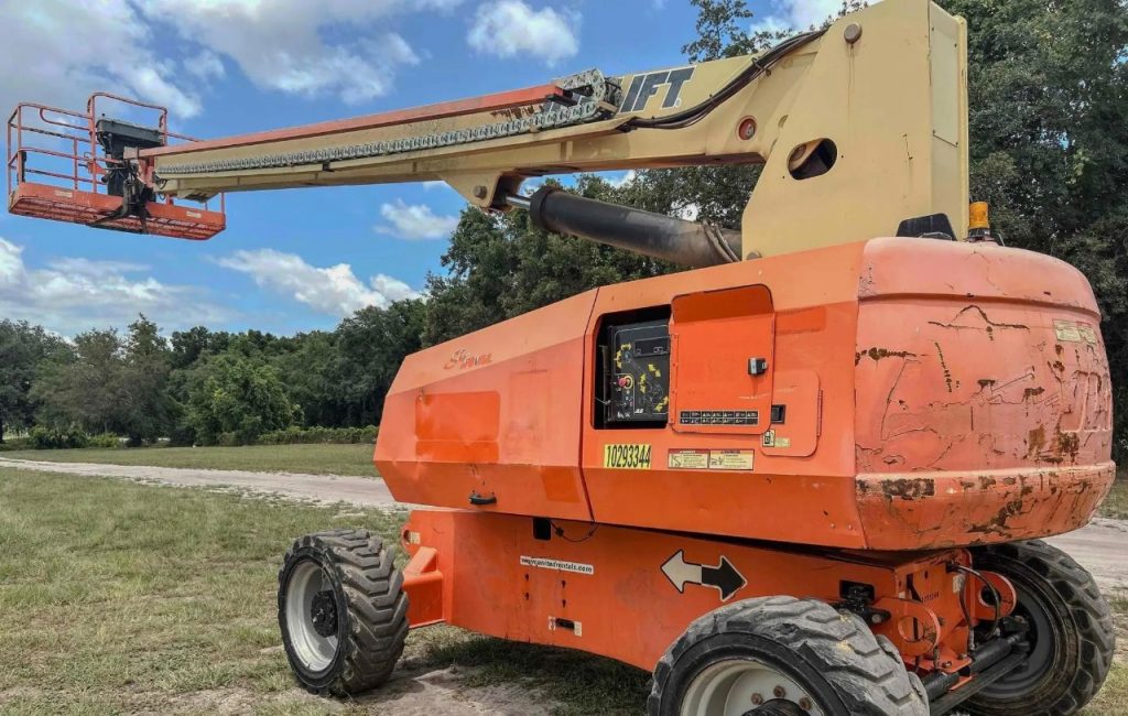 Sold - Telescopic Boom Lift - View 2