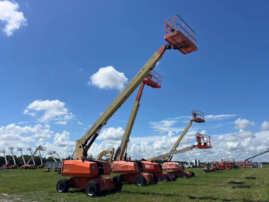 Sold - Telescopic Boom Lift - View 2