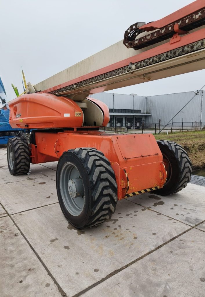 Sold - Telescopic Boom Lift - View 2