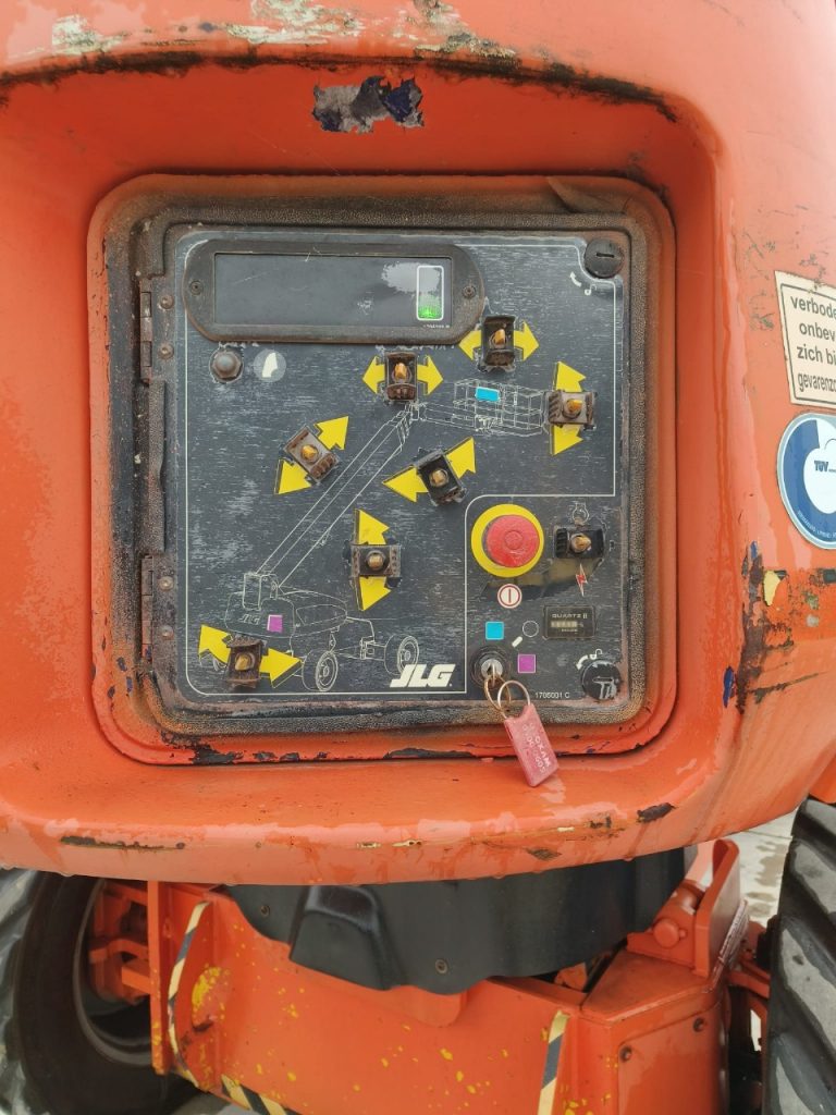 Sold - Telescopic Boom Lift - View 2