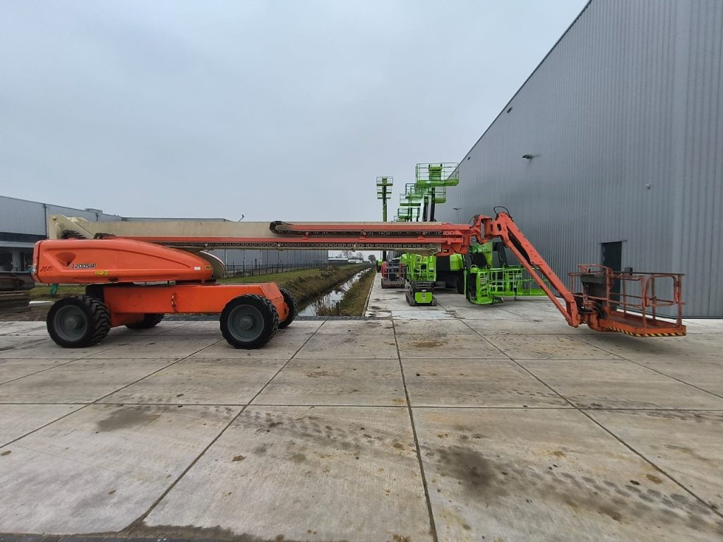 Sold - Telescopic Boom Lift - View 2
