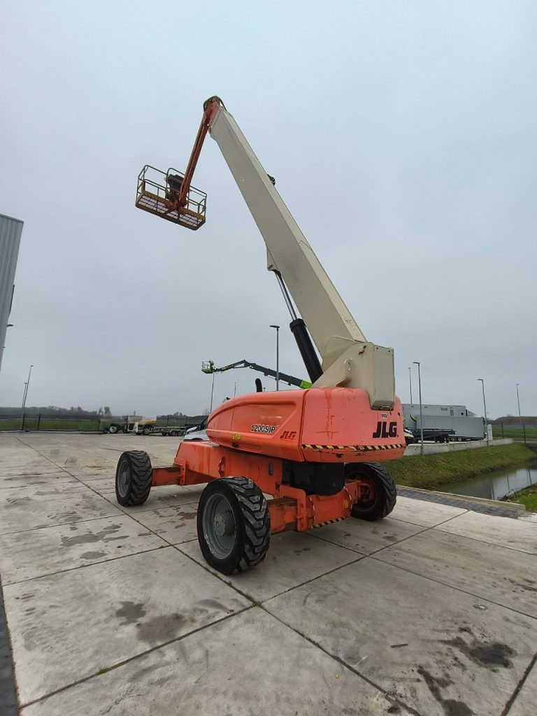 Sold - Telescopic Boom Lift - View 2
