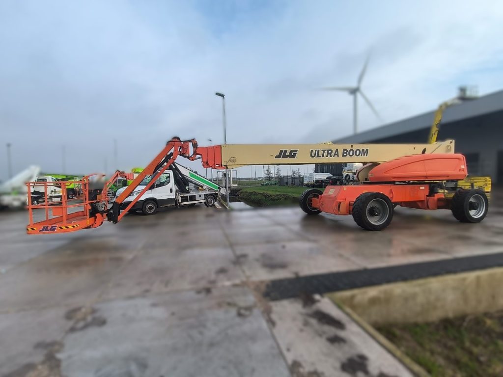 Sold - Telescopic Boom Lift - View 2