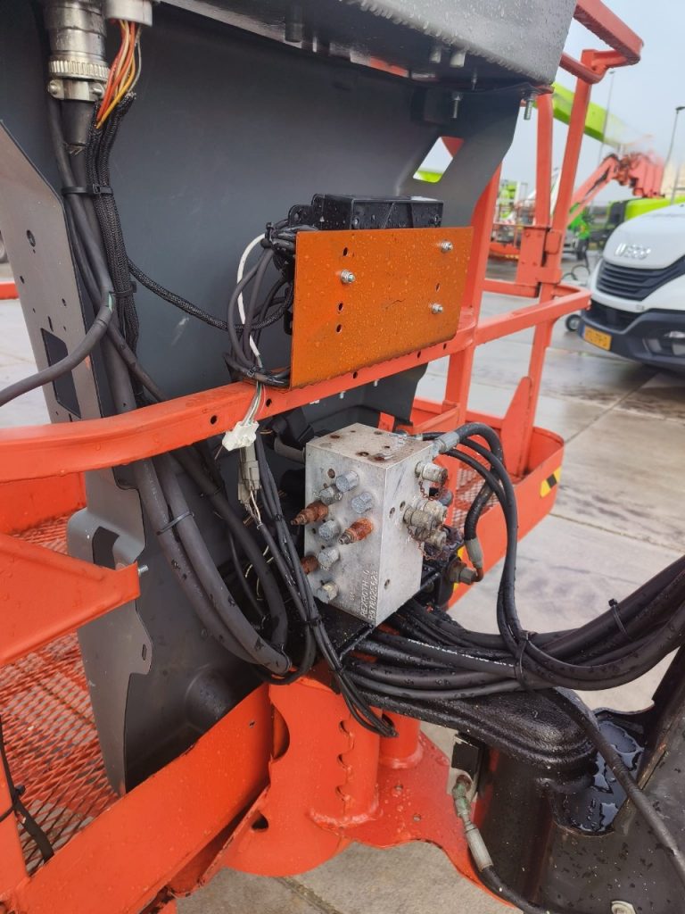 Sold - Telescopic Boom Lift - View 2