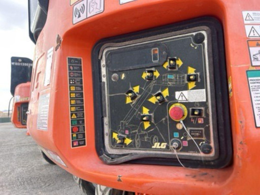 Sold - Telescopic Boom Lift - View 2