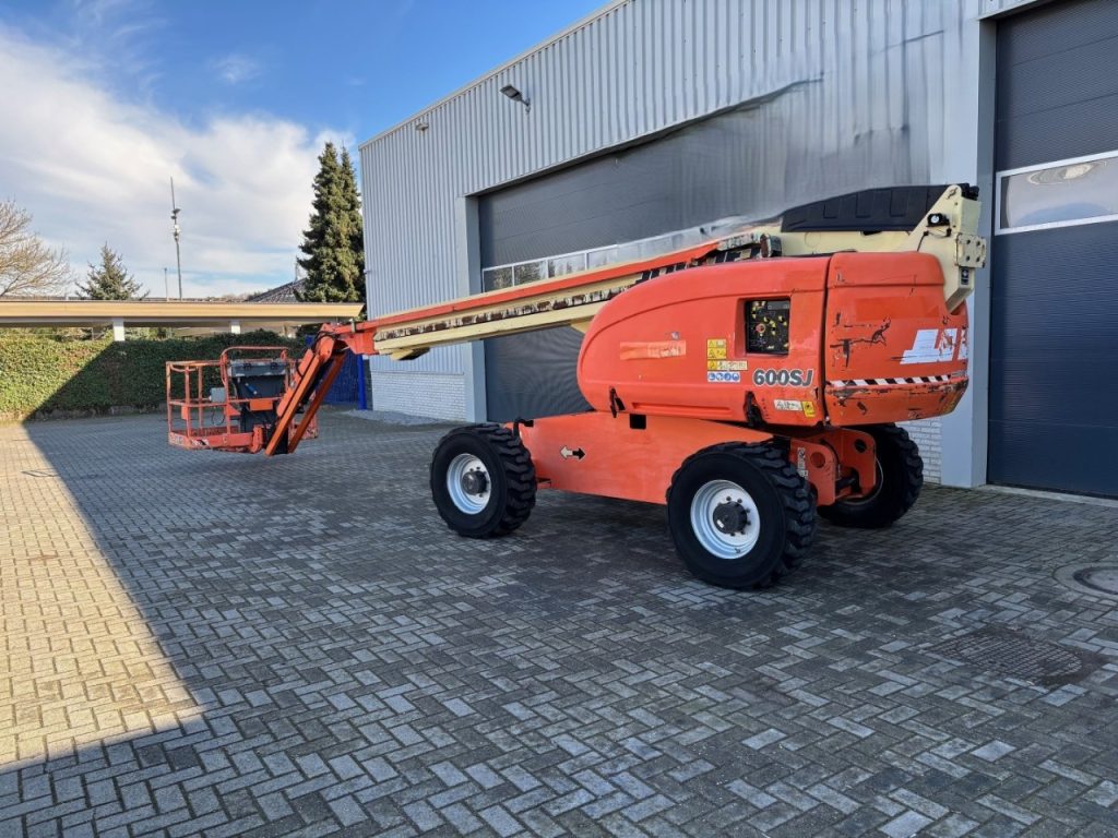 Sold - Telescopic Boom Lift - View 2