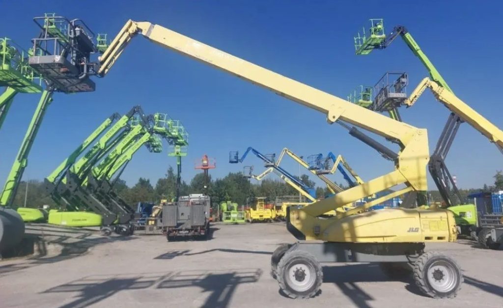Sold - Telescopic Boom Lift - View 2
