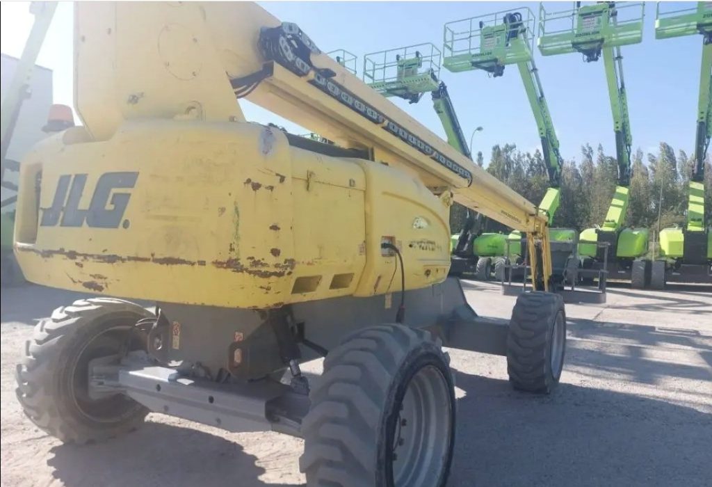 Sold - Telescopic Boom Lift - View 2