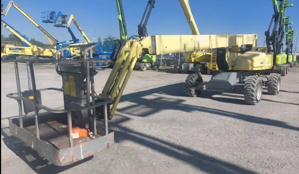 Sold - Telescopic Boom Lift - View 2