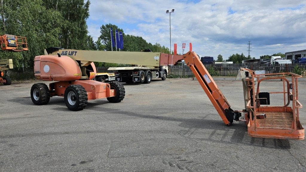 Sold - Telescopic Boom Lift - View 5