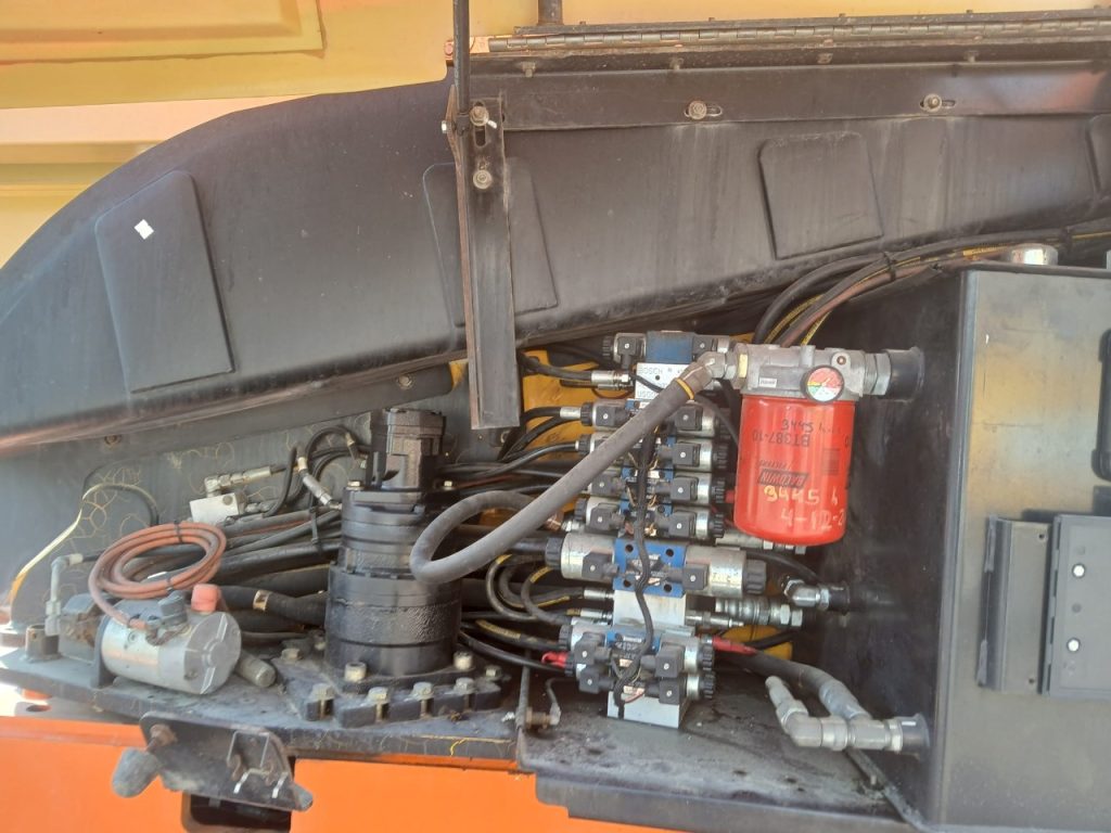 Sold - Telescopic Boom Lift - View 2