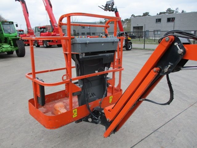 Sold - Articulated Boom Lift - View 2