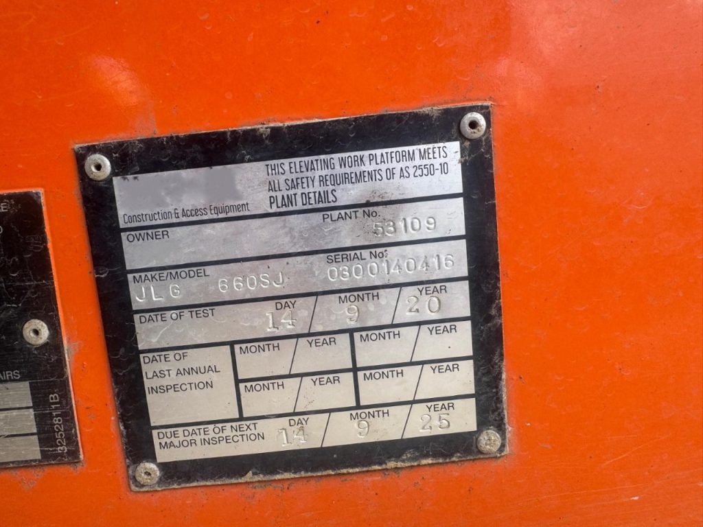 Sold - Scissor Lift - View 3