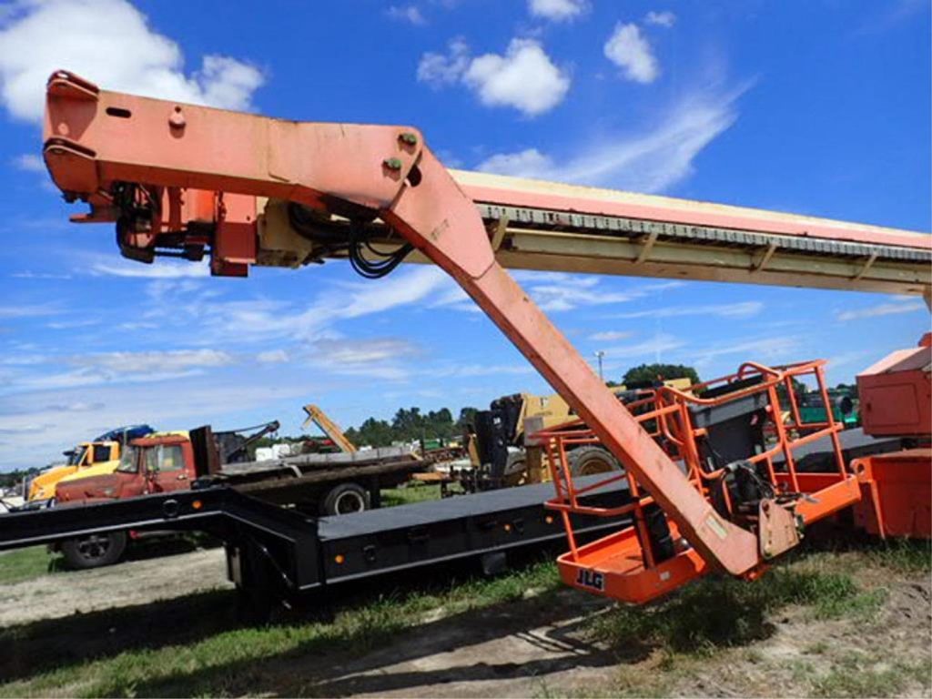 Sold - Articulated Boom Lift - View 3
