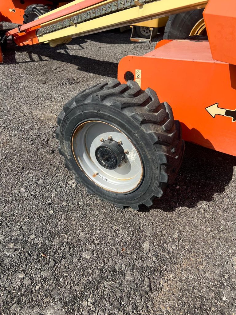 Sold - Telescopic Boom Lift - View 6
