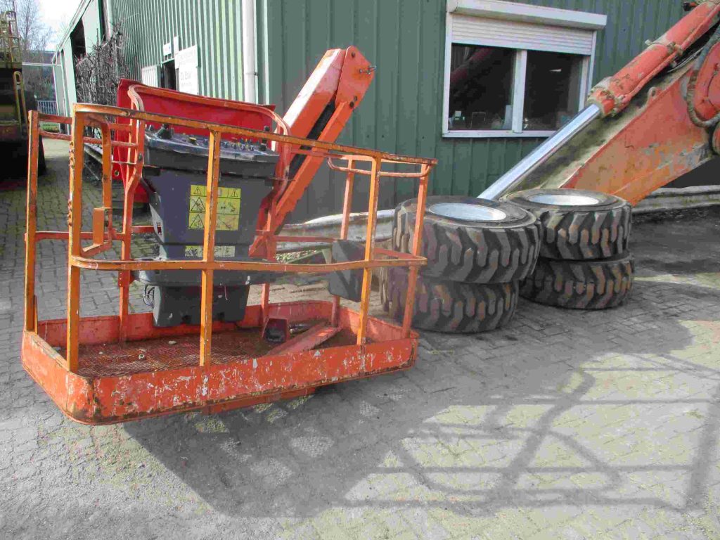 Sold - Telescopic Boom Lift - View 2