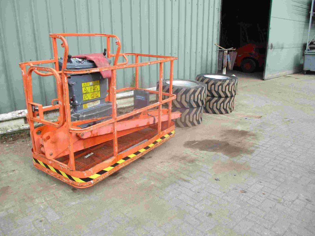 Sold - Telescopic Boom Lift - View 2