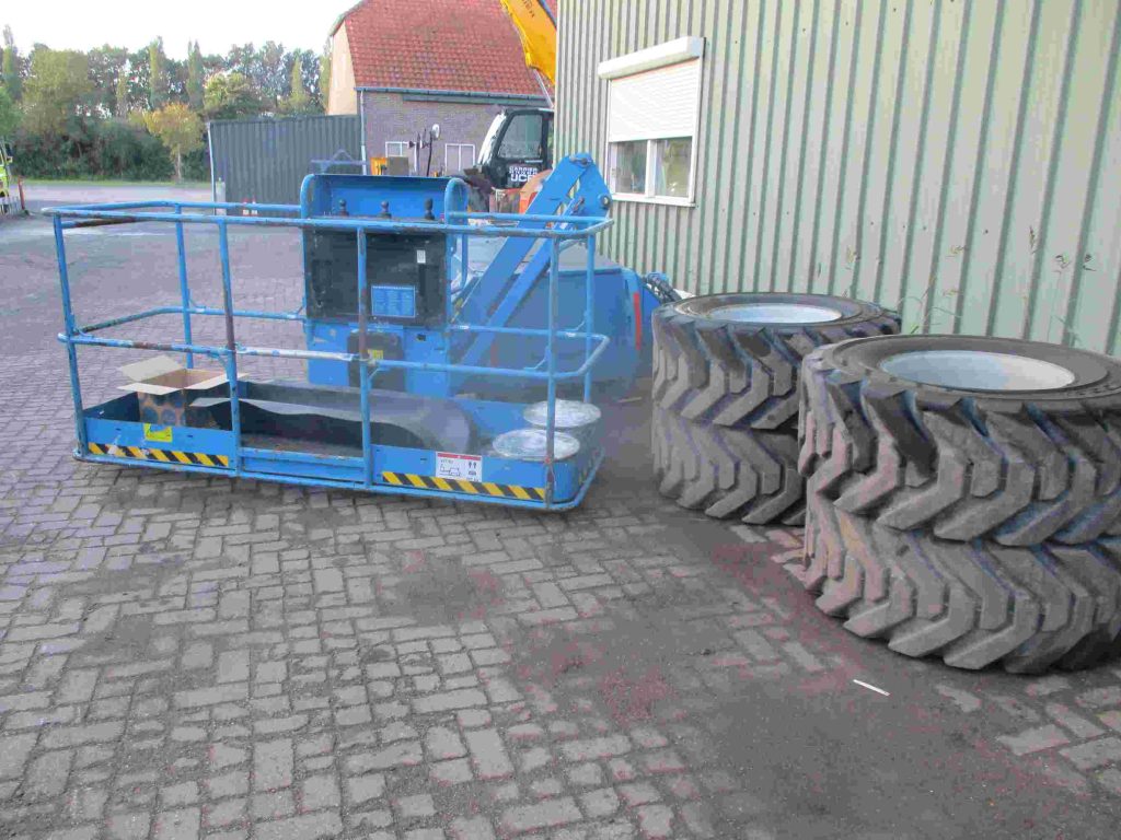 Sold - Telescopic Boom Lift - View 2