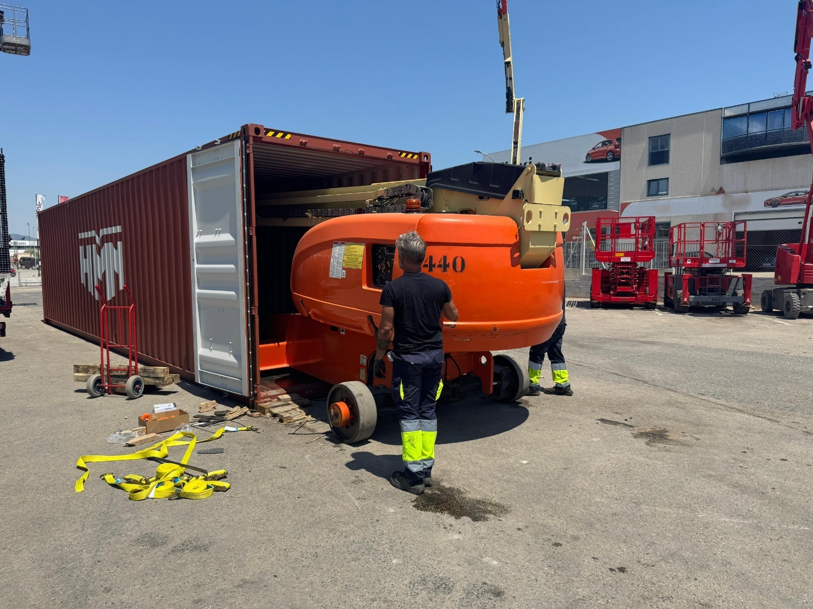 Cherry Picker Equipment Loading