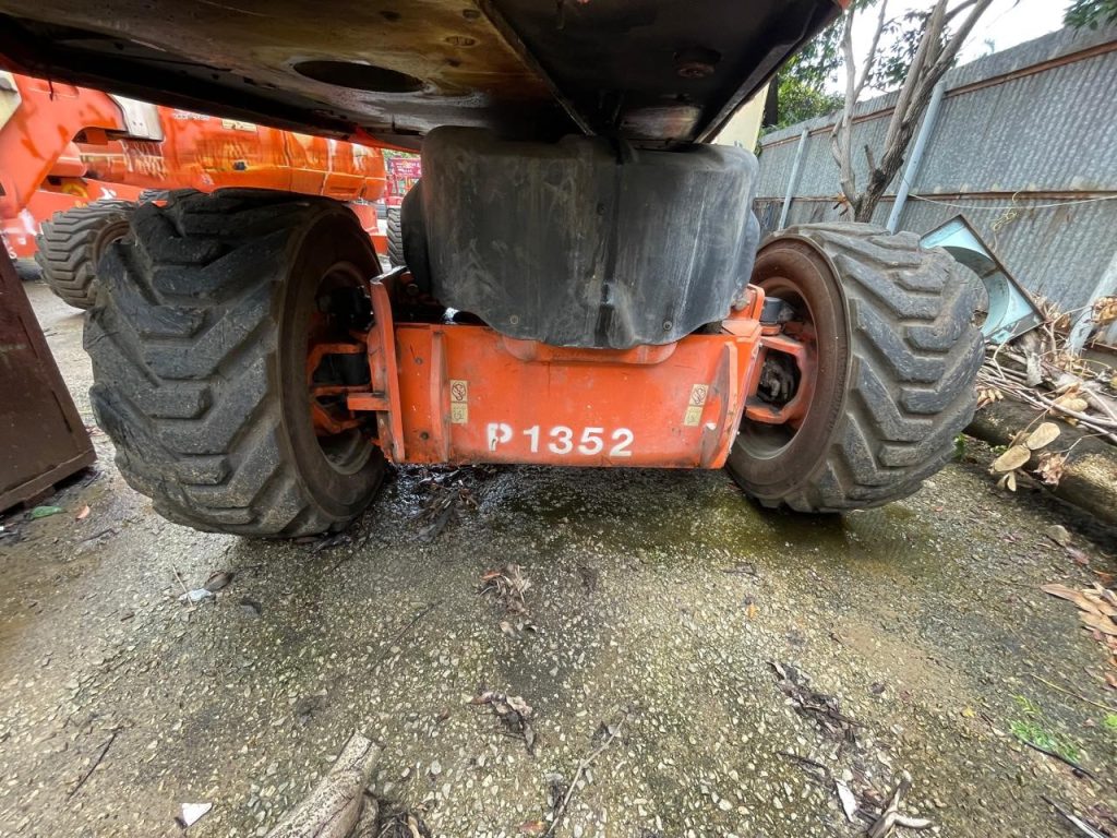 Sold - Telescopic Boom Lift - View 2