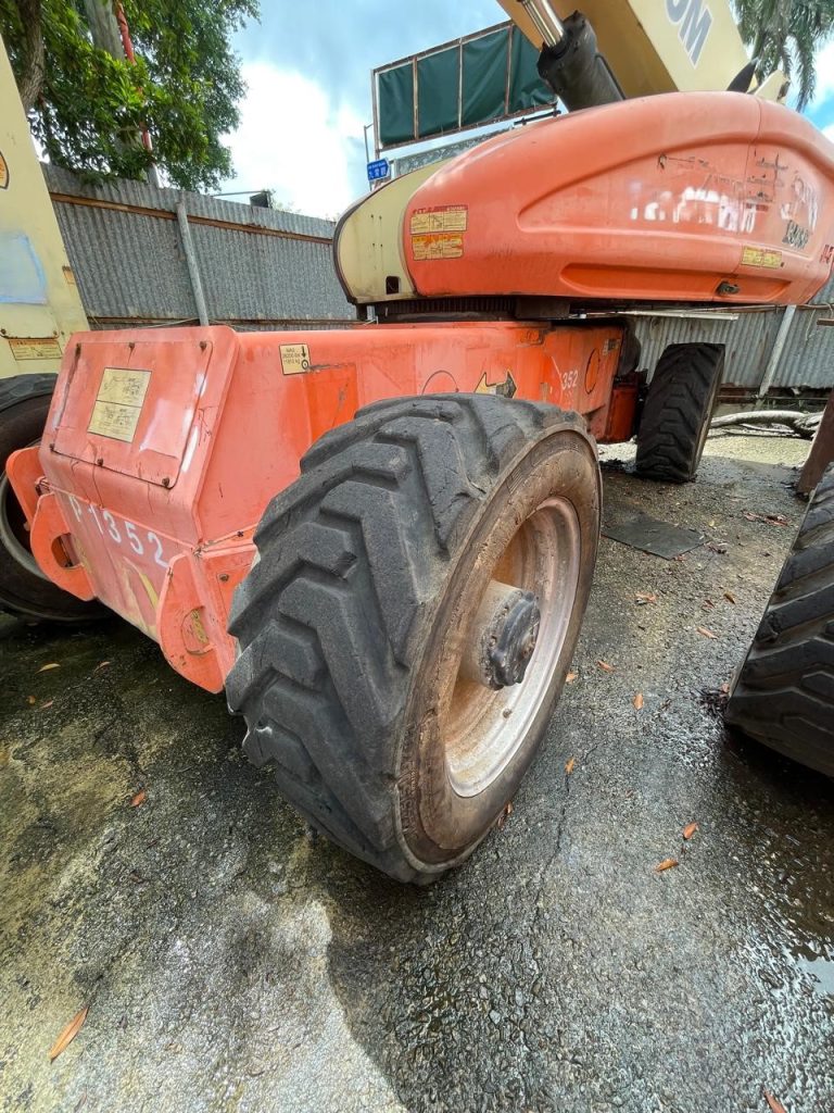 Sold - Telescopic Boom Lift - View 2