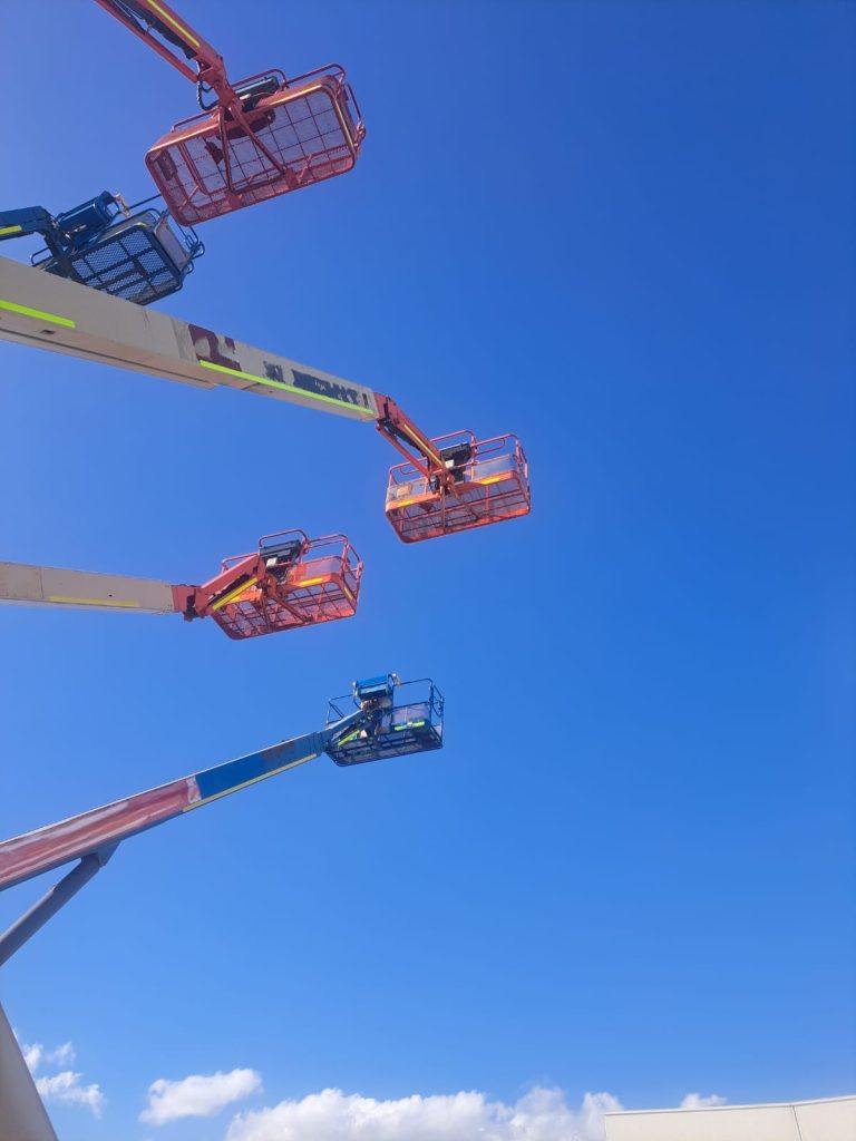 Sold - Scissor Lift - View 2
